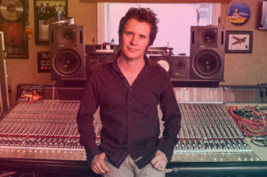 Warren Huart