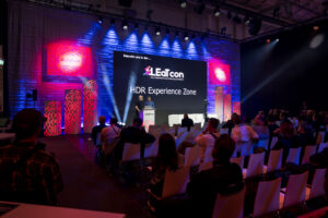 LEaT con 24 Mainstage